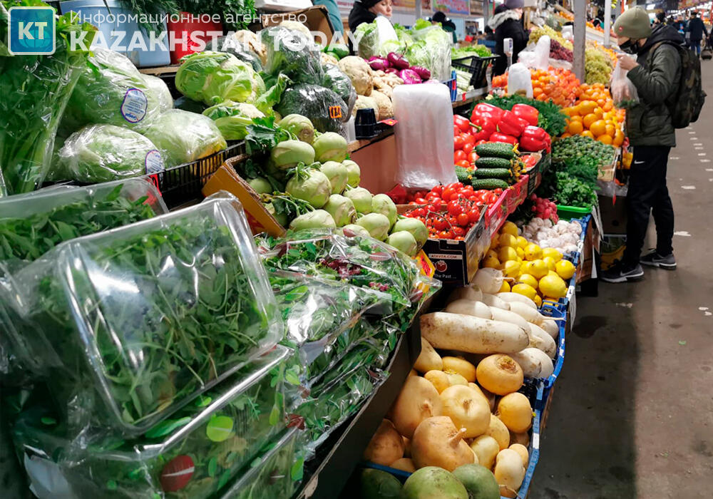 Карашукеев объяснил рост цен на овощи в Казахстане 