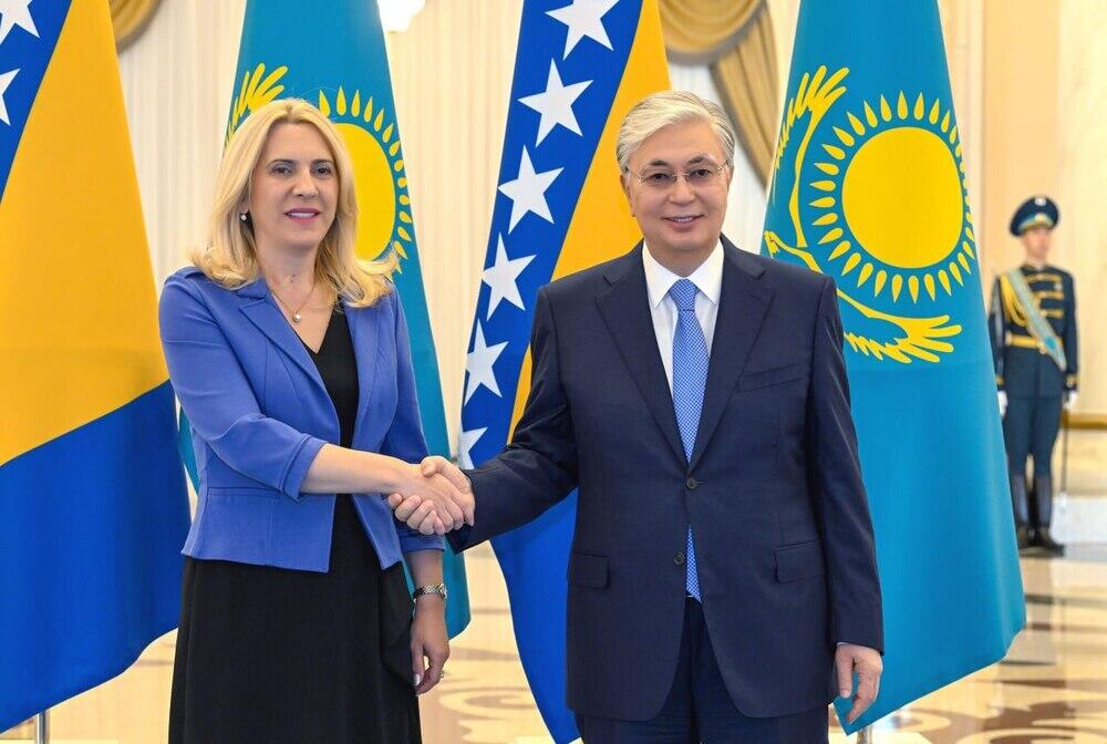 Токаев договорился об активизации сотрудничества с Боснией и Герцеговиной