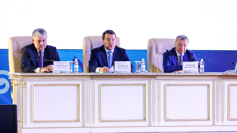 Alikhan Smailov introduces new Akim of East Kazakhstan region