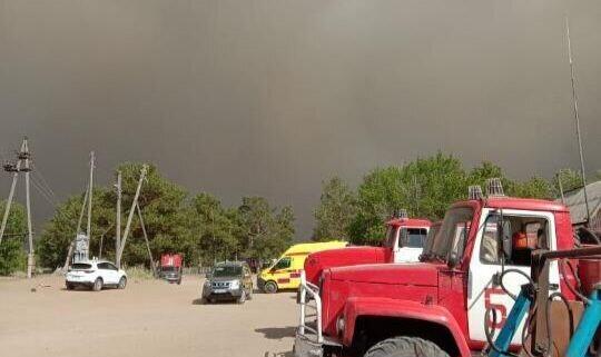 Ситуация с пожарами в области Абай ухудшилась из-за сильного ветра