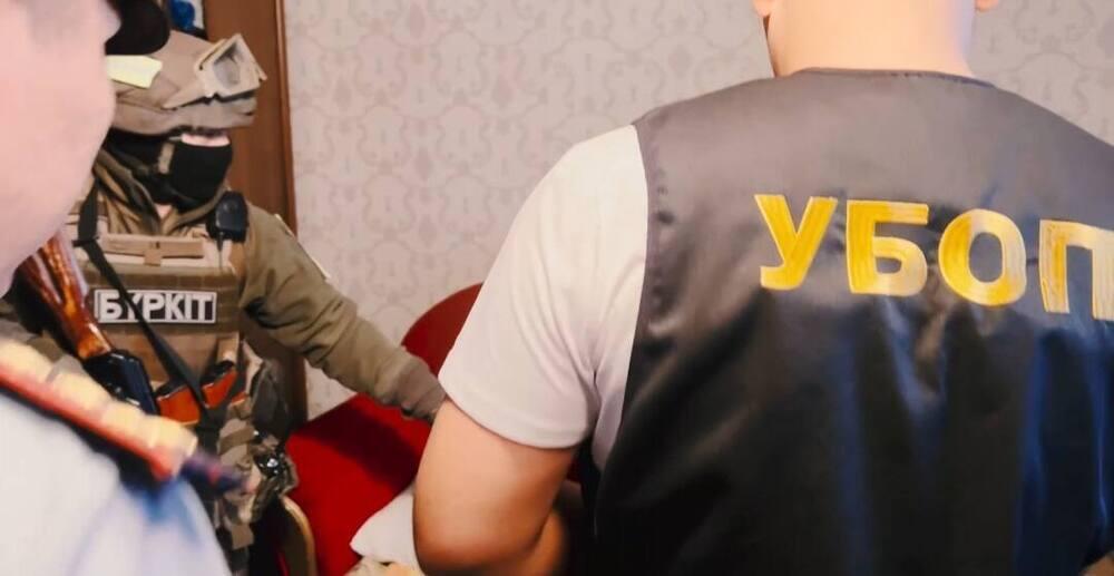 Группу вымогателей задержали в Семее 