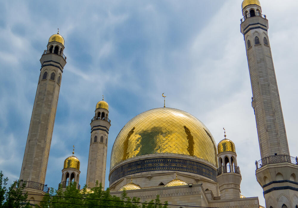 С праздником Курбан айт поздравил казахстанцев президент