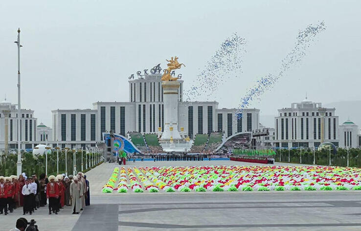 В Туркменистане открыли первый в стране "умный" город Аркадаг