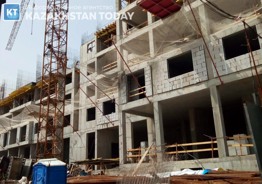 ЖК в микрорайоне Горный гигант в Алматы активно строятся близ сибиреязвенного захоронения - Антикор