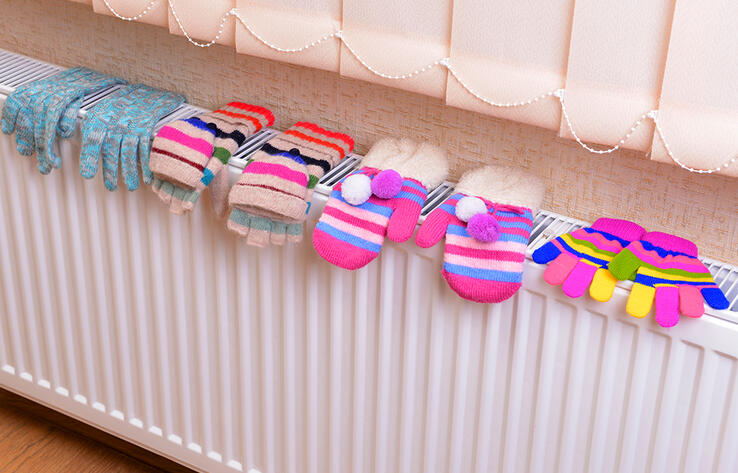 Alikhan Smailov hears regional akims' reports on heating season preparation