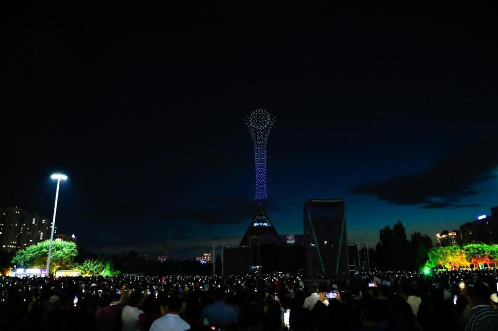 Шоу дронов в Астане: более 25 тысяч человек увидели представление в небе. Фото: акимат Астаны