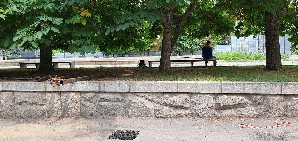 Очередное воровство: экологи Алматы обеспокоены реконструкцией сквера у памятника Шокану Валиханову