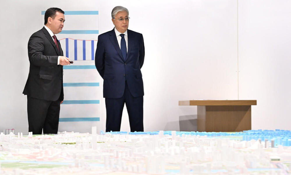 Мемлекет басшысына Астана қаласын дамытудың Бас жоспары таныстырылды. Сурет: Ақорда