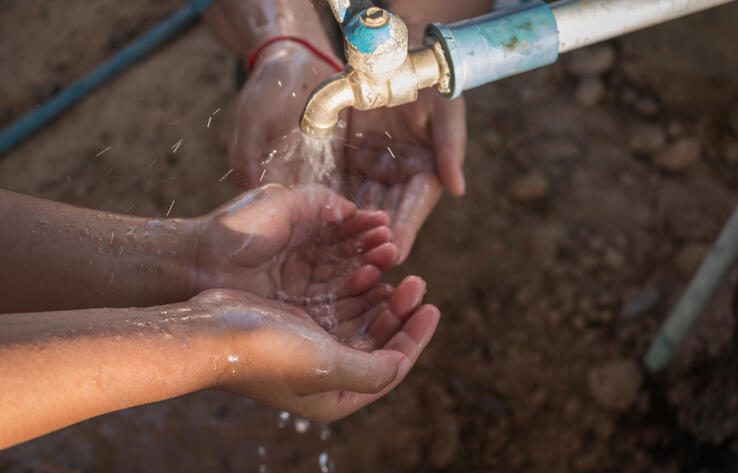 Президент поручил в короткий срок решить проблему нехватки питьевой воды в Мангистауской области