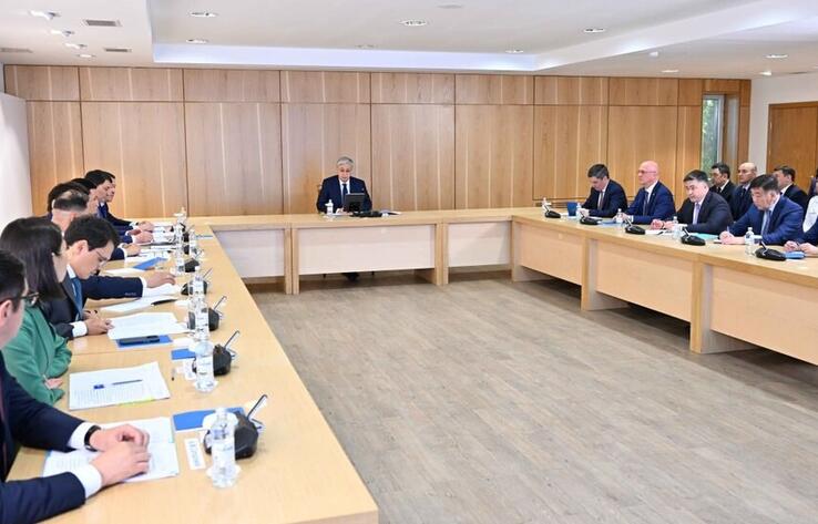 Токаев провел совещание по вопросам развития столицы