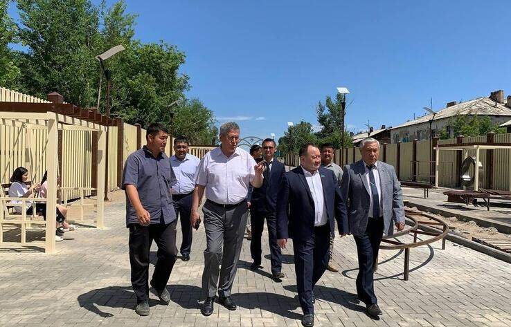 Senator Tolamisov met with residents of the city of Ayagoz