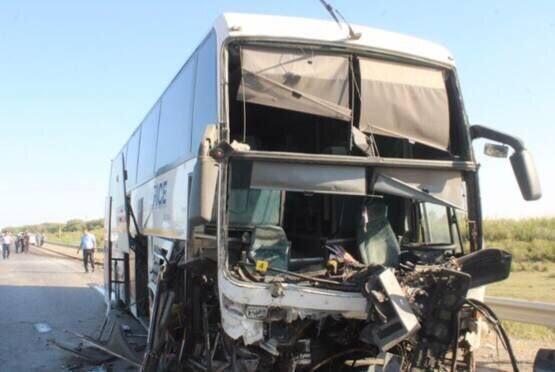 В Кызылординской области в результате ДТП с участием автобуса погибли два человека 