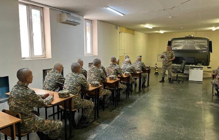 В филиалах военно-технических школ Минобороны идет набор на безвозмездное обучение