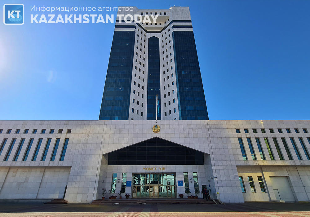 Лесникам и инспекторам в Казахстане повысили зарплаты 