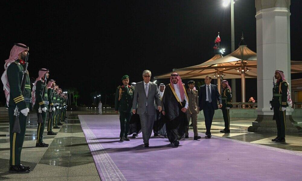 Президент Жидда қаласына жұмыс сапарымен келді