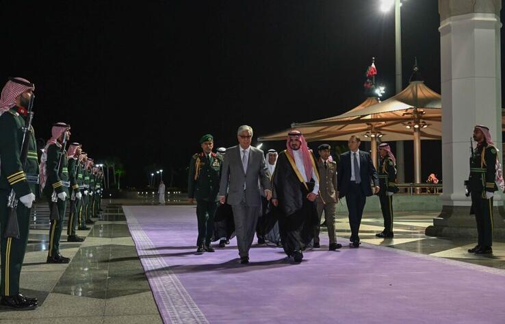 Президент Жидда қаласына жұмыс сапарымен келді