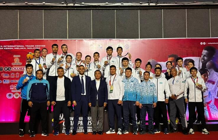 Сборная Казахстана по карате заняла первое общекомандное место на чемпионате Азии 