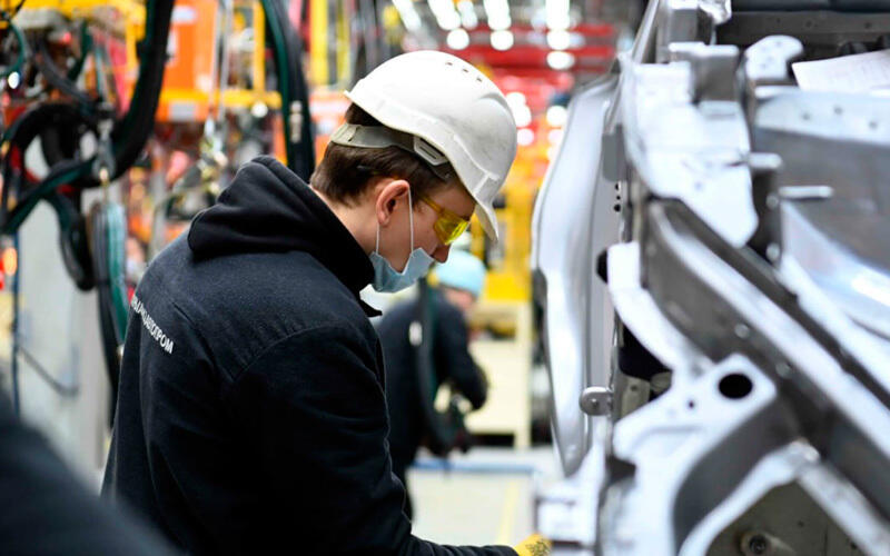 Development of Engineering Industry Comprehensive Development Plan reviewed by Government