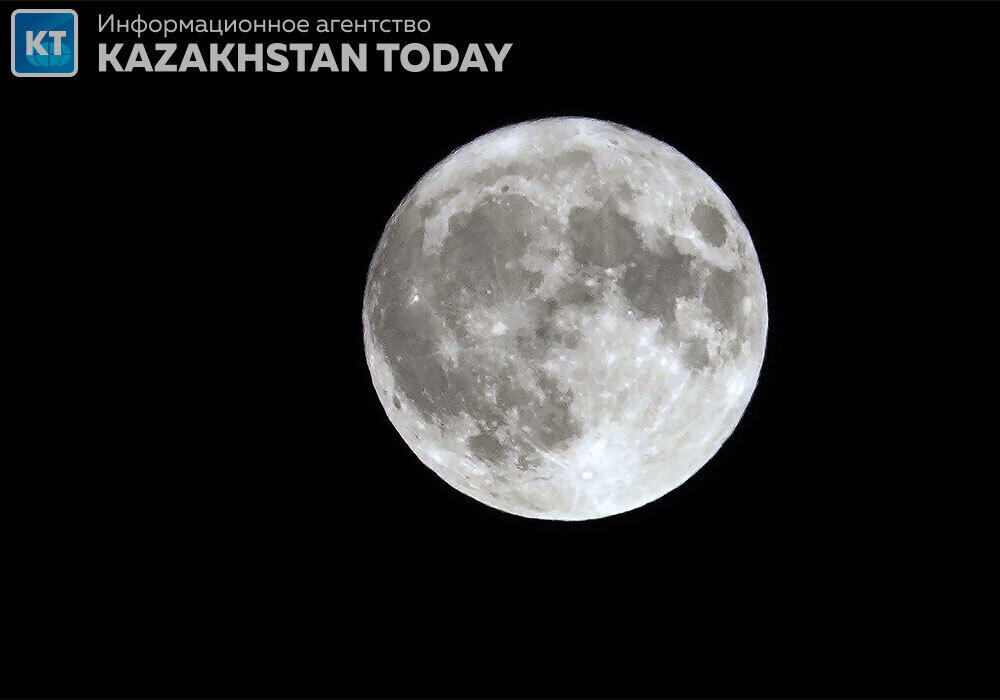 First August 2023 supermoon in Almaty
