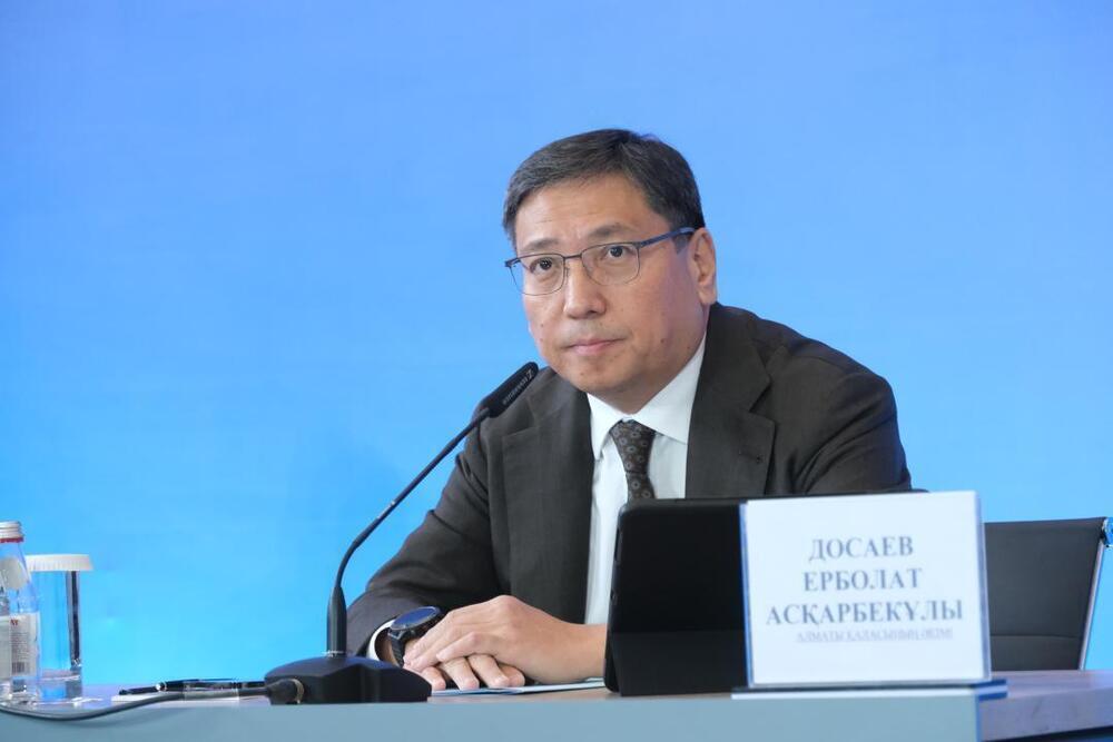 Досаев считает недостаточным количество голосов в петиции с требованием его отставки
