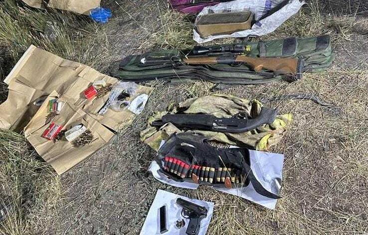 Схрон с оружием и боеприпасами обнаружили на окраине Караганды