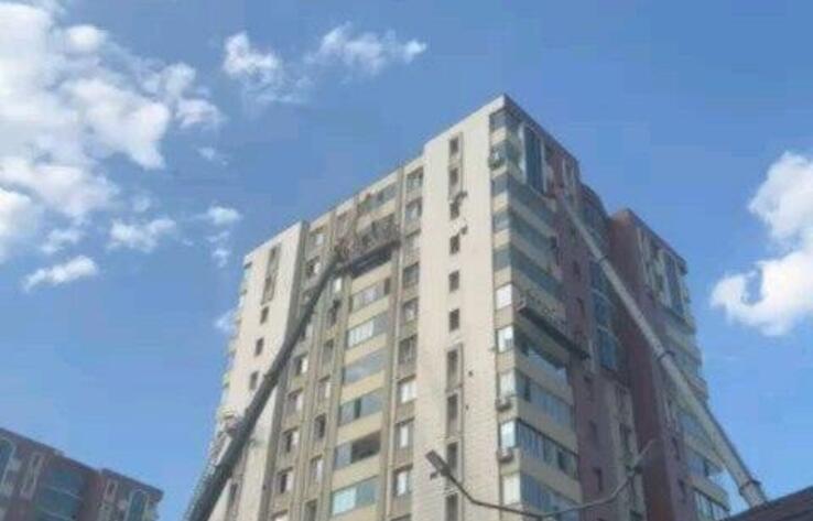 Әлихан Смайылов Алматыда өрттен зардап шеккен тұрғын үйдегі қалпына келтіру жұмыстарын жеделдетуді тапсырды
