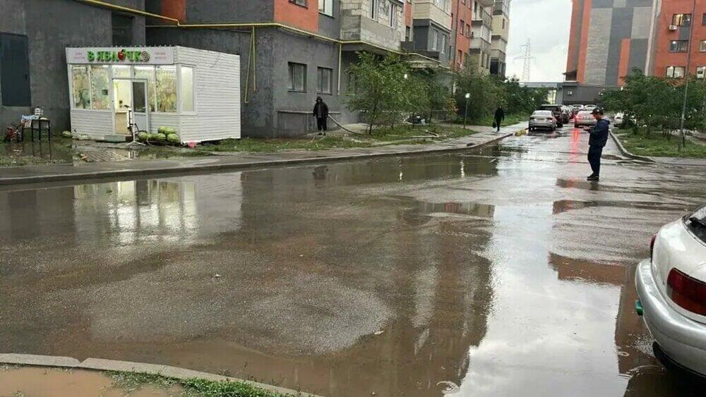 Алматы вновь затопило после мощного ливня