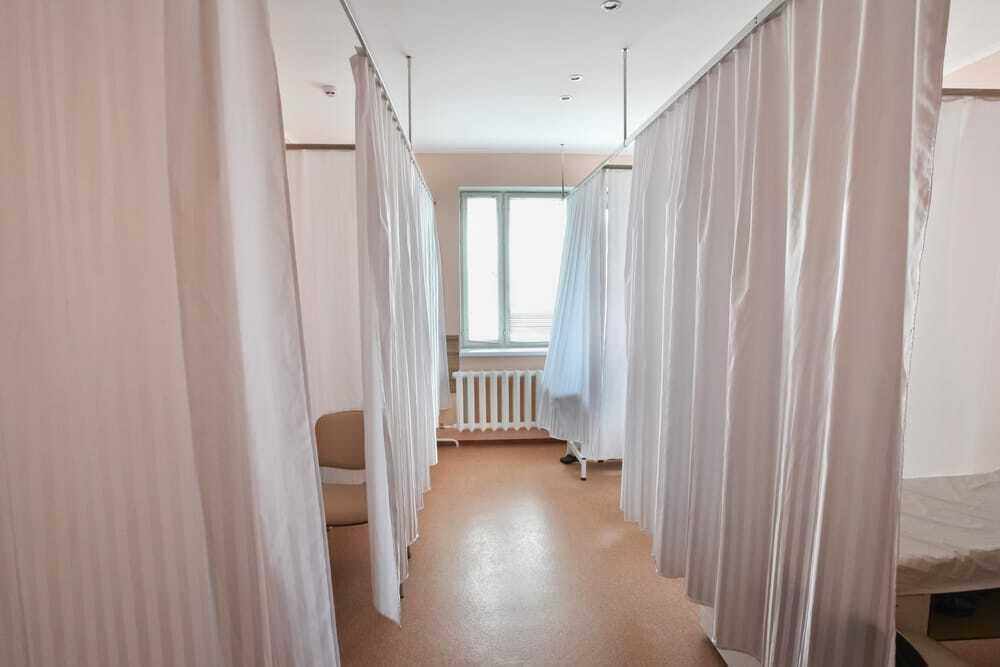 В Жетысуской области медик с диагнозом "параноидальная шизофрения" работал в детском лагере