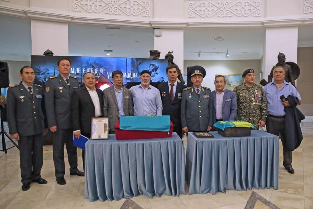 В Астане встретили останки воинов-казахстанцев, погибших в годы Великой Отечественной войны