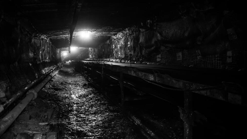Пожар произошел на шахте в Карагандинской области: эвакуировано 222 работника