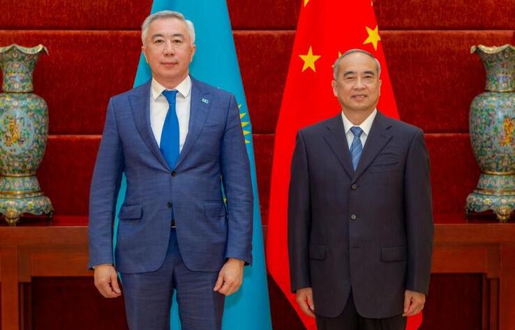 Xinjiang Uygur Autonomous Region - open western Gate, Shandong - open eastern gate of China