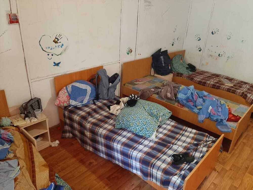 Насекомые, разбросанные вещи и выкуренные сигареты: в Актобе прокуроры выявили грубые нарушения в детских лагерях