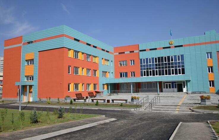 В Алматы госшколы будут переводиться на односменное обучение с 2026 года
