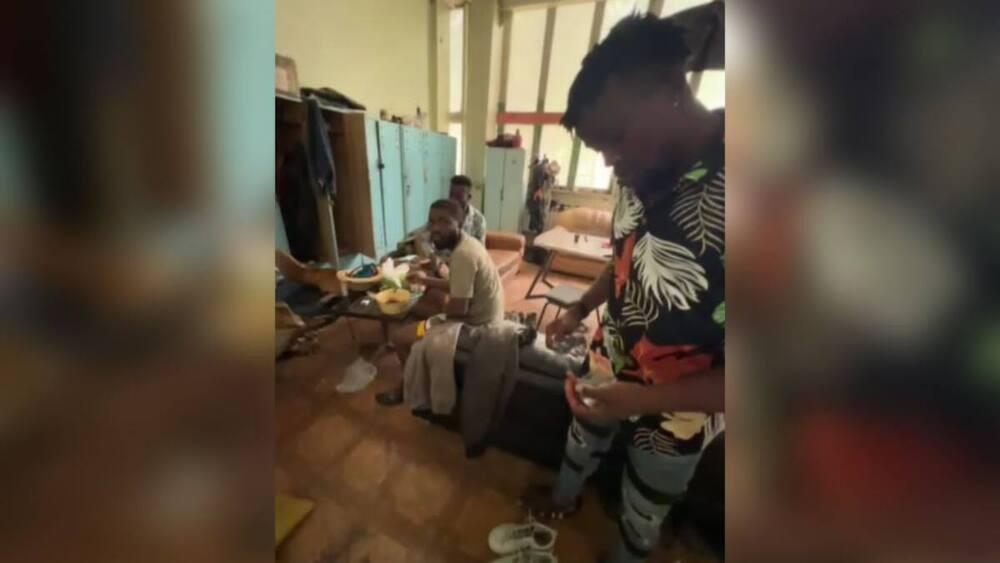 Приезжие из Нигерии незаконно работали в Алматы 