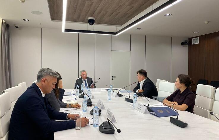 Citizens appealed to Serik Zhumangarin on business development issues