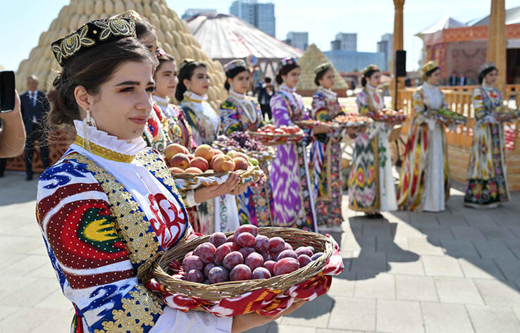 Выставка-ярмарка сельскохозяйственных и промышленных товаров Таджикистана