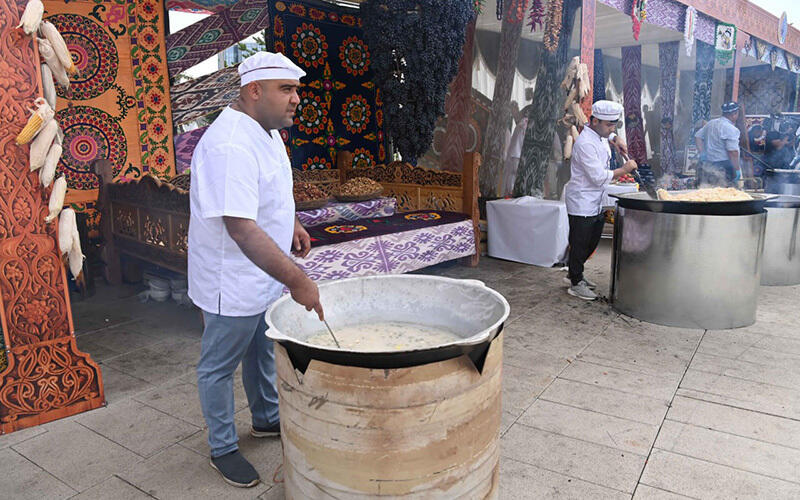 Fair of Agricultural and Industrial Goods of Tajikistan. Images | Akorda