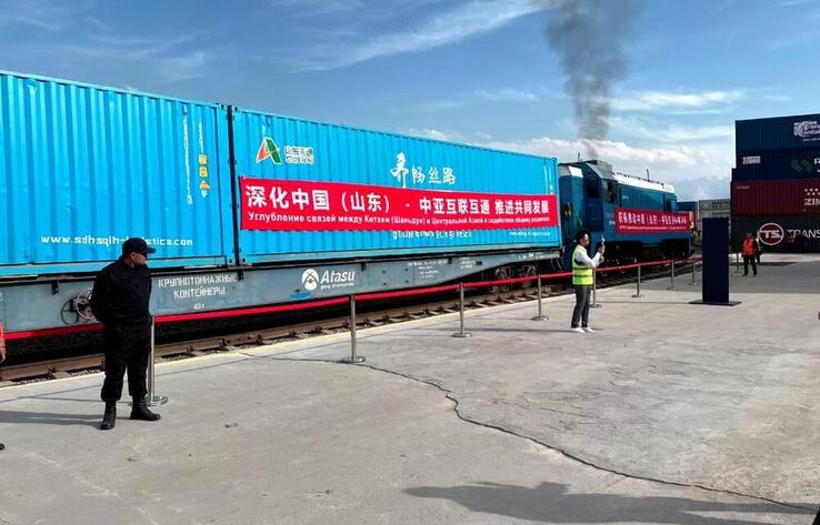 Казахстан отправил контейнеры с зерном в китайскую провинцию Шаньдун