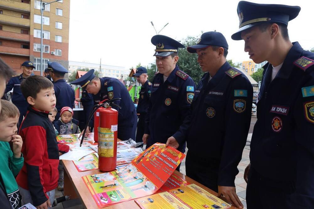 Astana residents took part in a fire-tactical exercise . Images | MES RK