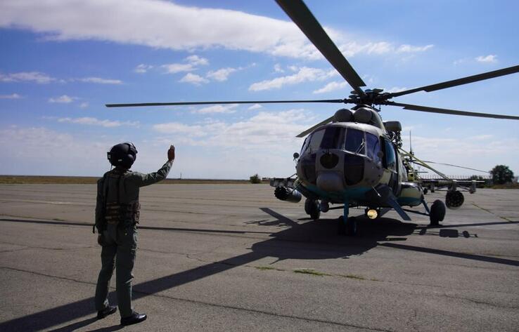 Летчики КНБ, Погранслужбы и МЧС Казахстана провели тактические учения