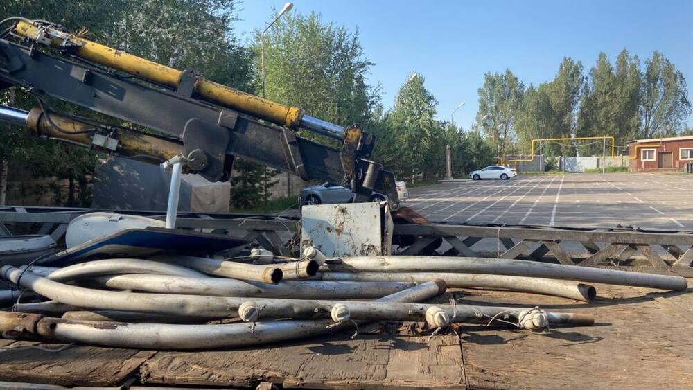 В Алматы украли столбы освещения на 80 млн тенге