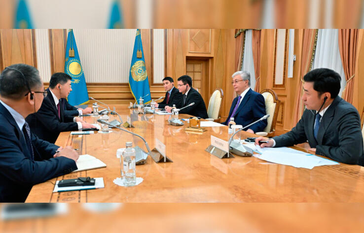 Kassym-Jomart Tokayev receives the President of SINOPEC Corporation Yu Baocai