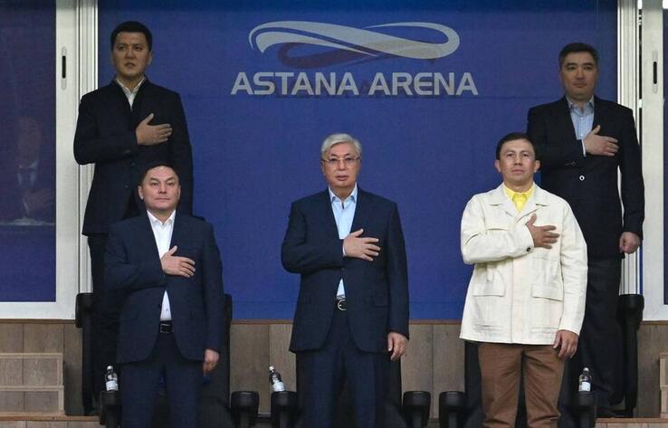 Президент Казахстана присутствует на матче между Казахстаном и Северной Ирландией
