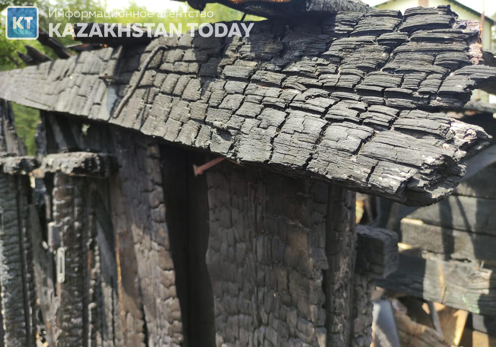 Женщину с двумя детьми убили в селе Алматинской области 