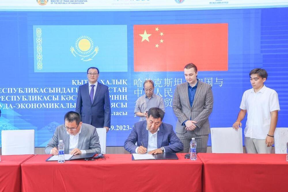 Казахстанские бизнесмены заключили контракты на поставку в Китай продукции на $28 млн 