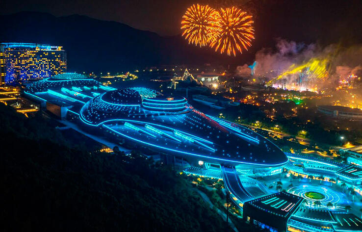 This Is The World’s Largest Indoor Marine Science Park, And It Looks Like An Alien Spaceship