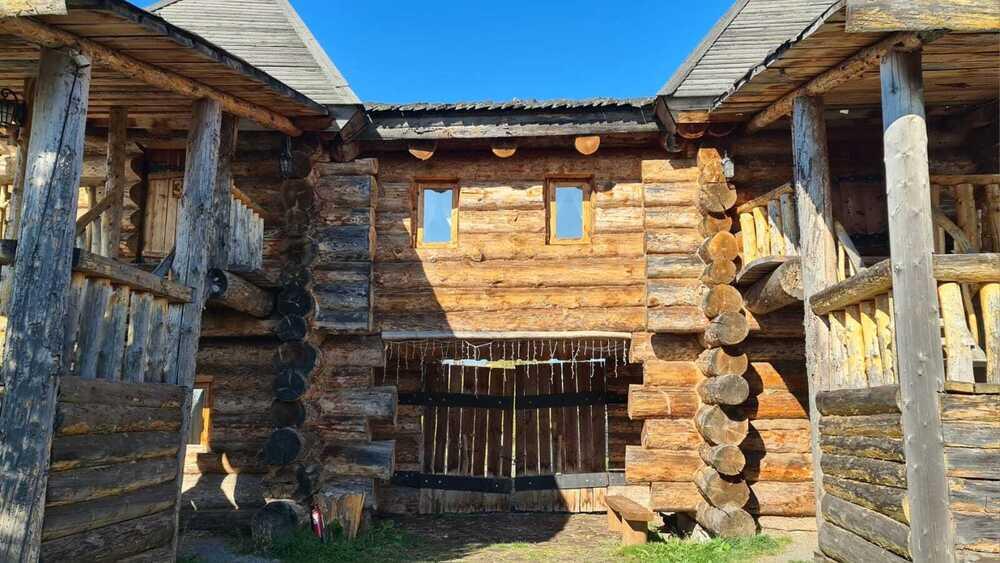 Казахстанские СМИ оценили величие Тюменского края. Фото: Туристический комплекс в Абалаке/Kazakhstan Today