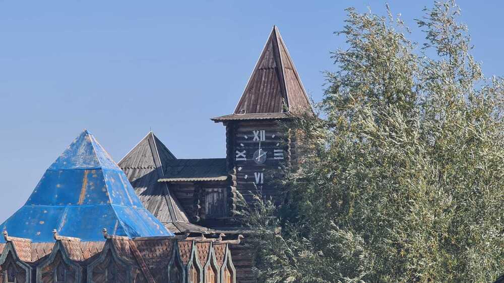 Казахстанские СМИ оценили величие Тюменского края. Фото: Туристический комплекс в Абалаке/Kazakhstan Today