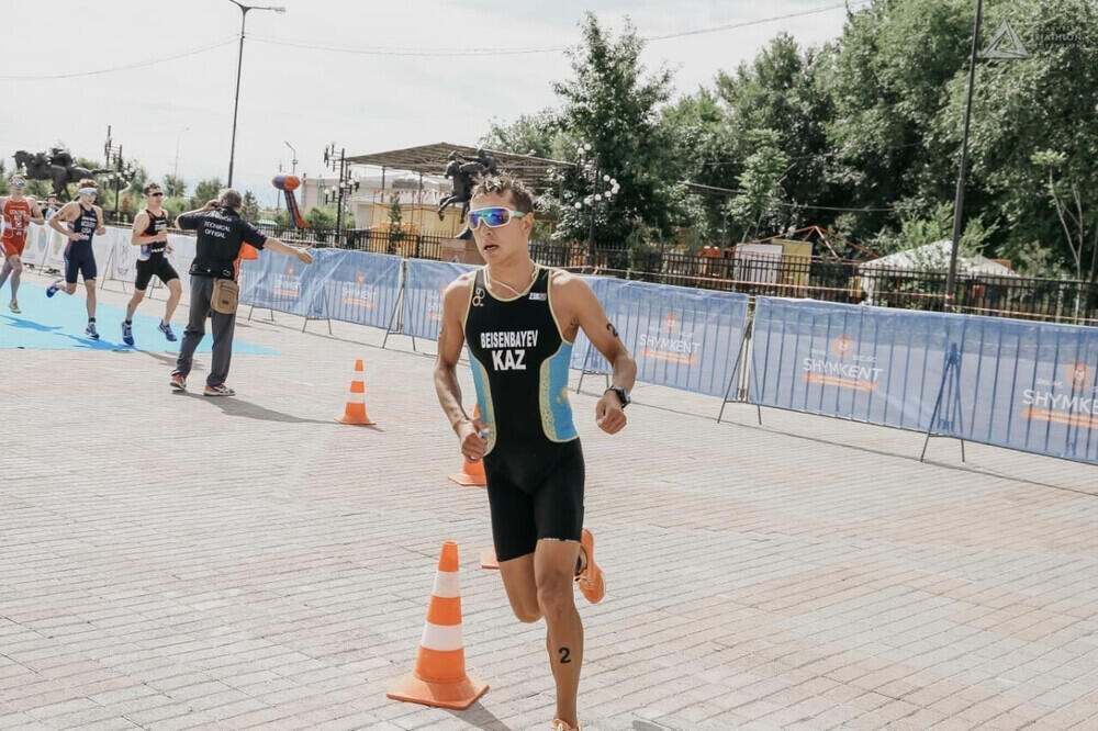 Kazakhstan wins triathlon bronze in Hangzhou