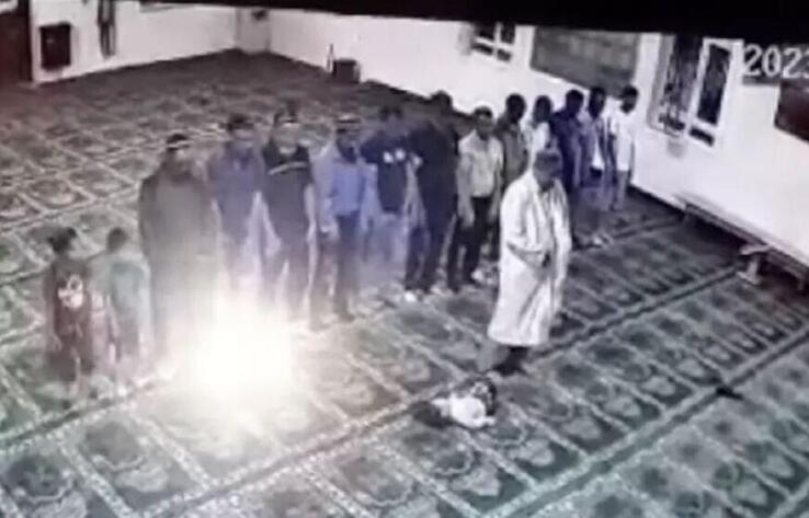 ҚМДБ мешітте баланы ұрған имамды жұмыстан шығарды